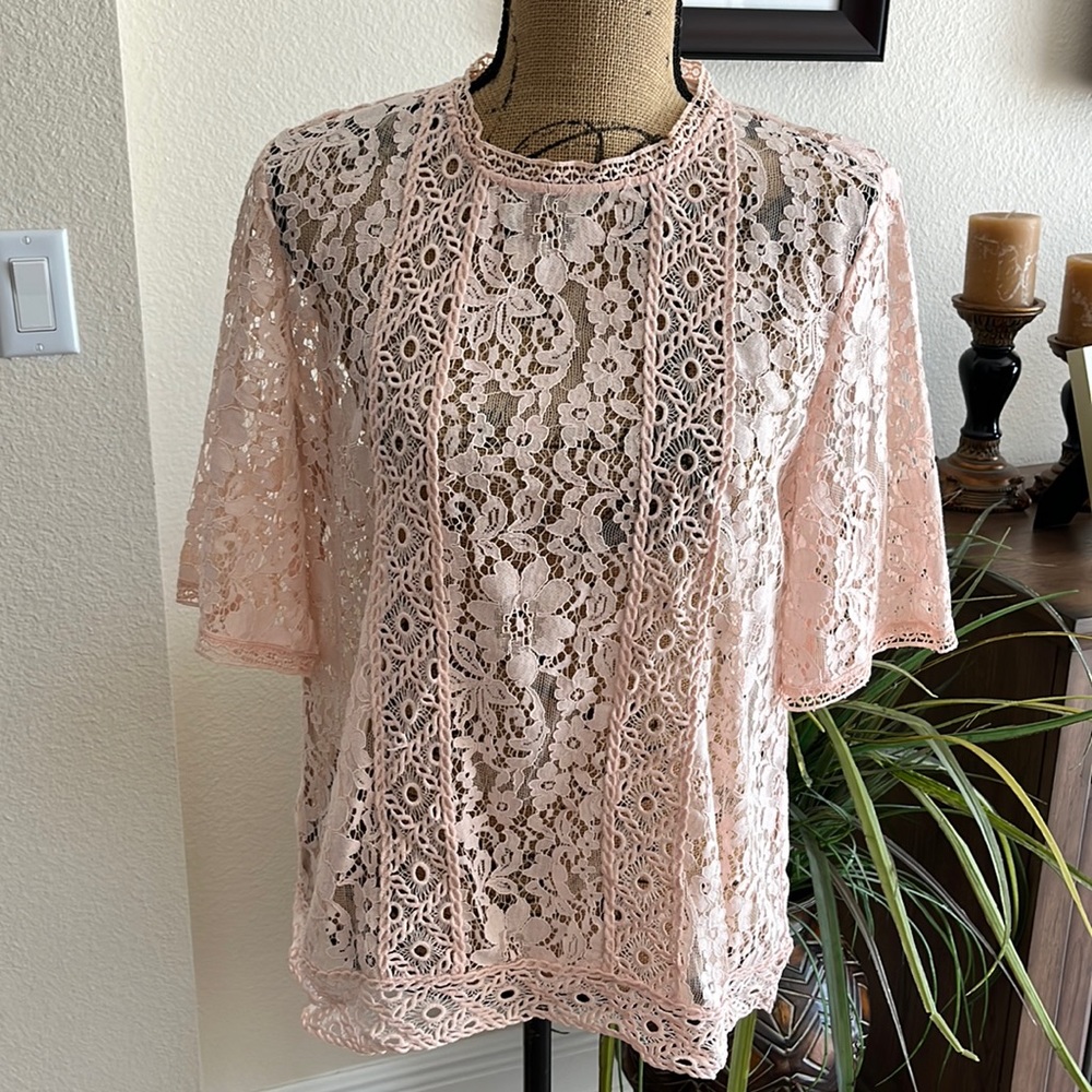 Lace top